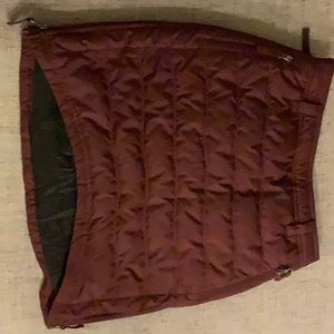 Skhoop Short Skirt, burgundy size small